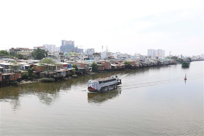 ttxvn_kenh rach tphcm (2).jpg