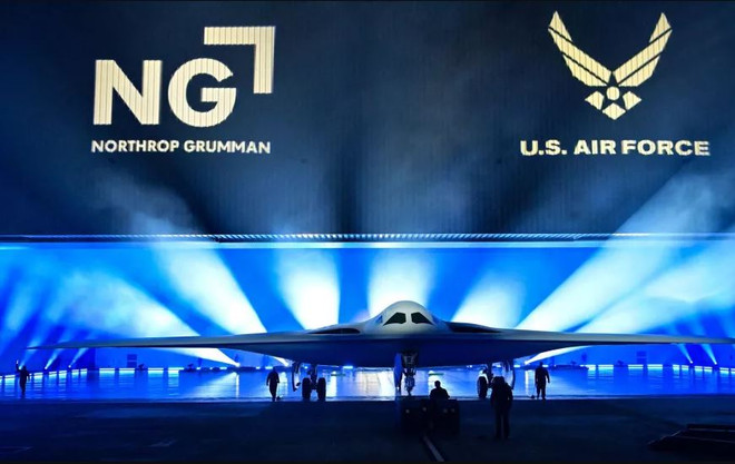 Chuyên gia nhận định về máy bay ném bom tàng hình B-21 mới nhất của Mỹ ảnh 1