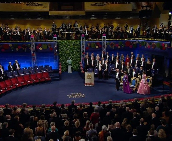 Thụy Điển: Lễ trao giải Nobel 2022 trở lại sang trọng và hào nhoáng ảnh 1