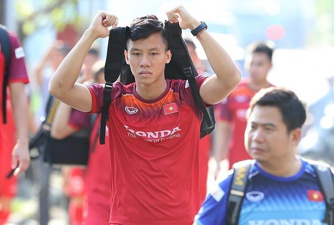 Tuấn Anh cùng Quế Ngọc Hải mang tin mừng đến cho HLV Park Hang-seo ảnh 2