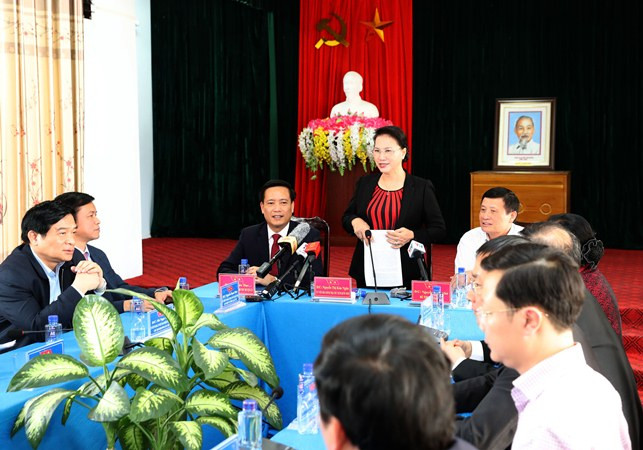 Chủ tịch Quốc hội làm việc tại huyện Nậm Nhùn của tỉnh Lai Châu ảnh 1