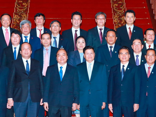 Báo chí Lào ca ngợi quan hệ song phương Việt Nam-Lào ảnh 1