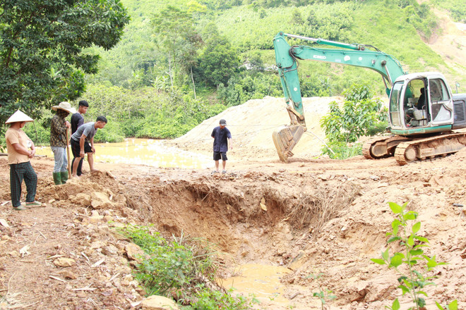 Yên Bái: Người dân tự ý san tạo mặt bằng, lấp công trình thủy lợi ảnh 2