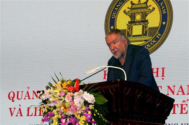 Văn học, thi ca giúp rút ngắn mọi khoảng cách ảnh 2