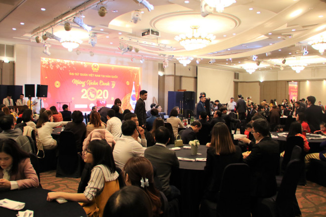 Ấm áp Tết cộng đồng của người Việt Nam tại Hàn Quốc ảnh 1