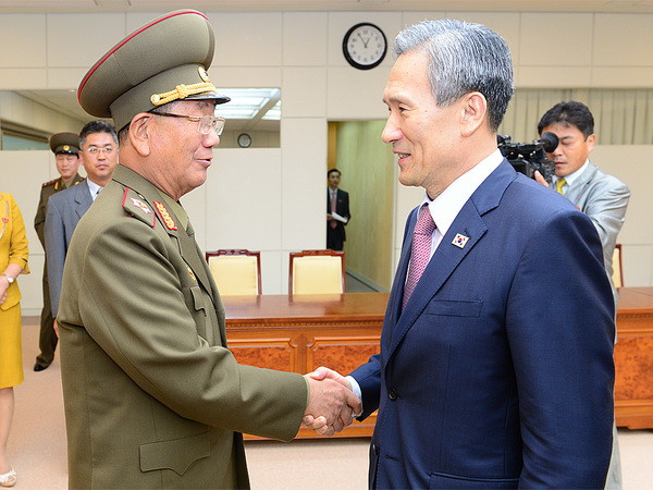 Cựu Tướng Triều Tiên Hwang Pyong-so đã được phục chức ảnh 1