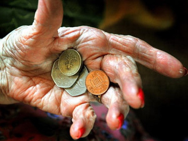 Hơn 120 triệu người dân EU có nguy cơ rơi vào nghèo đói ảnh 1