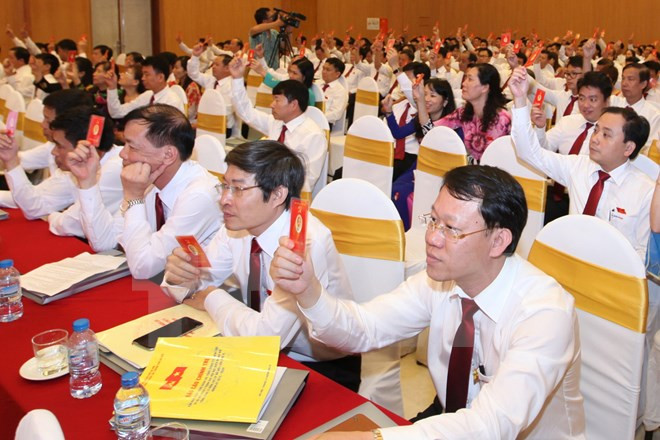 Bộ Chính trị họp về chuẩn bị đại hội đảng bộ trực thuộc Trung ương ảnh 1