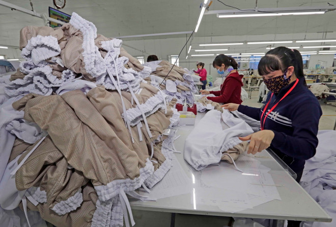 may hang xuat khau.jpg