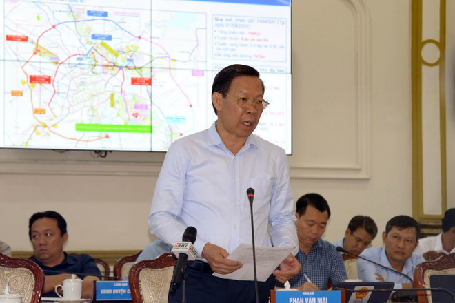 Chủ tịch UBND Thành phố Hồ Chí Minh Phan Văn Mãi phát biểu tại cuộc họp. (Ảnh: Tiến Lực/TTXVN) vanh dai 4 TP HCM.jpg