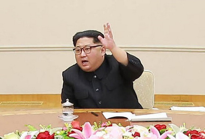 Nhà lãnh đạo Triều Tiên Kim Jong-un. (Nguồn: Yonhap/TTXVN) Quốc hội Triều Tiên tiến hành họp trước thềm các cuộc gặp thượng đỉnh ảnh 1