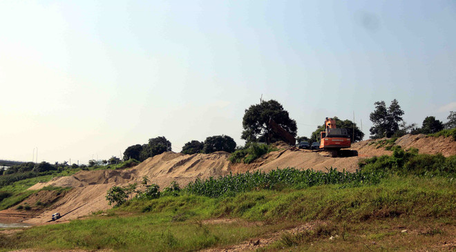 Tuyên Quang: Kiểm tra thông tin về tình trạng khai thác cát rầm rộ ảnh 2