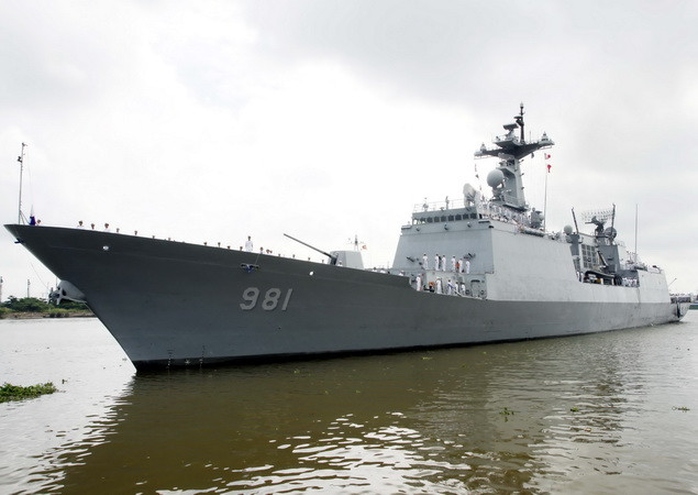 Hai tàu Hải quân Hàn Quốc thăm Cảng quốc tế Cam Ranh ảnh 1