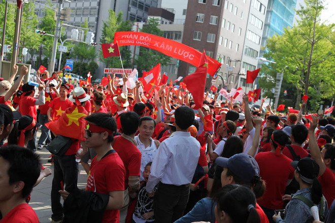 Người Việt ở Nhật Bản tiếp tục tuần hành phản đối Trung Quốc ảnh 1