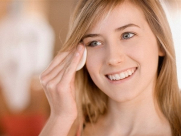 Bảy công dụng làm đẹp tuyệt vời của nước giấm táo ảnh 3