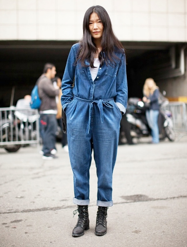 5 tuyệt chiêu phối hợp đồ jean và denim cho mùa lạnh ảnh 16