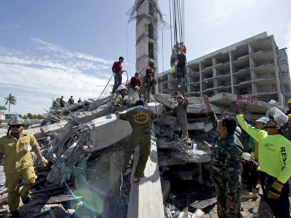 Sập công trình xây dựng tại Thái Lan làm 16 người thiệt mạng ảnh 1