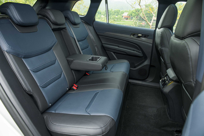 Ford Territory ra mắt thị trường Việt Nam, giá từ 822 triệu đồng ảnh 2