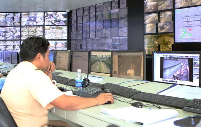Ngồi phòng máy lạnh điều khiển giao thông đô thị ở TP.HCM ảnh 2