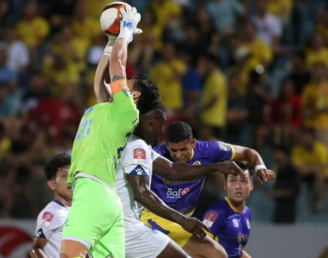 V-League 2023: Hà Nội FC trở lại top 2, Hoàng Anh Gia Lai bại trận ảnh 1