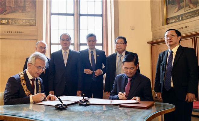 TP Hồ Chí Minh đẩy mạnh hợp tác với bang Hessen nước Đức ảnh 1