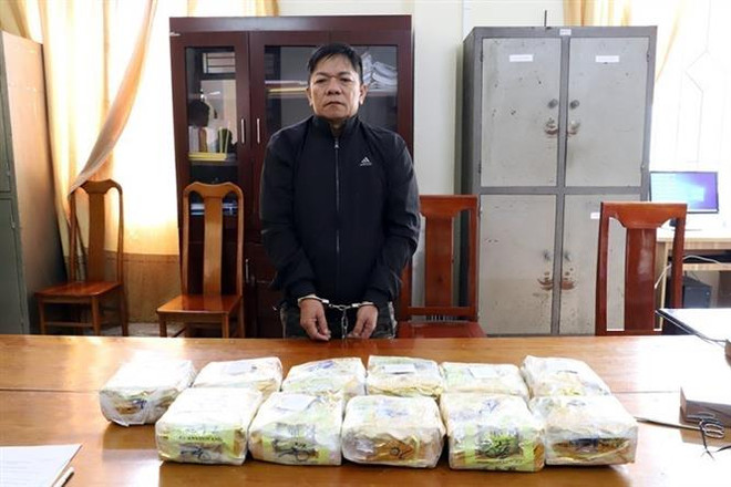 Bắt giữ các đối tượng mua bán số lượng lớn ma túy ở Hà Tĩnh và Sơn La ảnh 1