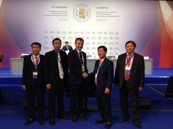 Việt Nam nỗ lực hợp tác với quốc tế đấu tranh chống khủng bố ảnh 1