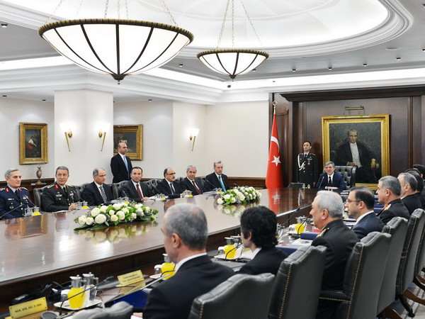 Các nghị sỹ Thổ Nhĩ Kỳ ẩu đả trong một cuộc thảo luận ảnh 1