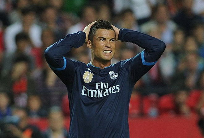 Man City và Arsenal đua nhau mất điểm, Real Madrid gục ngã ảnh 1