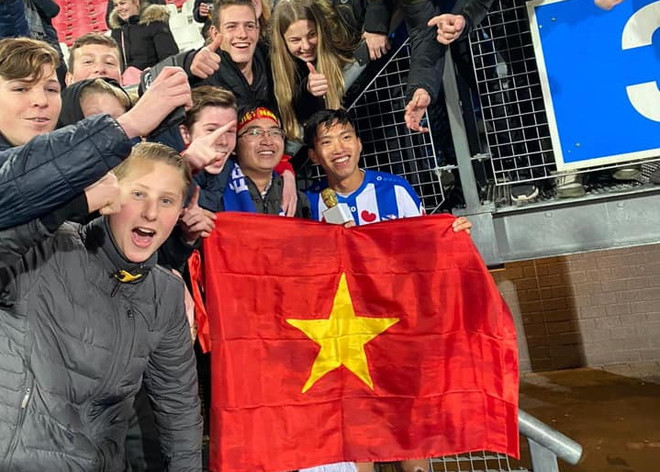 Video màn trình diễn của Văn Hậu trong màu áo SC Heerenveen ảnh 1