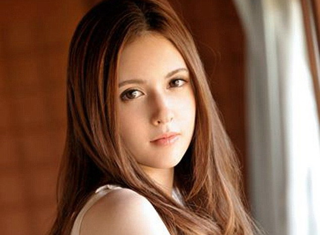 Tỷ phú Trung Quốc thuê sao khiêu dâm Nhật Bản làm trợ lý ảnh 1