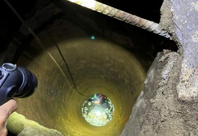 Đắk Lắk: Kịp thời cứu hai bố con bị rơi xuống giếng sâu 20m ảnh 1