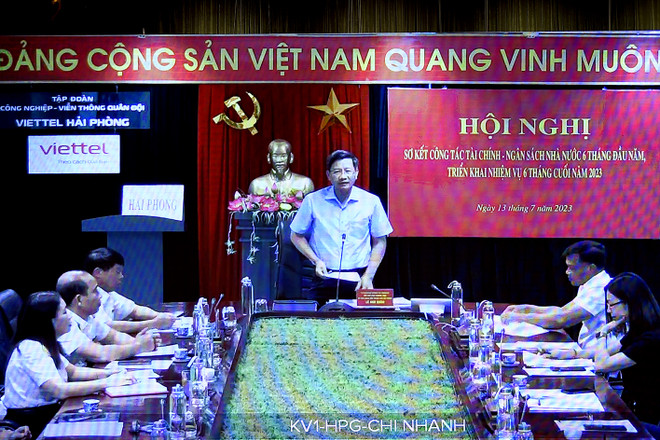 Đại diện các địa phương thông tin tại Hội nghị. (Ảnh: PV/Vietnam+) Bộ Tài chính: 8 giải pháp đảm bảo mục tiêu cân đối ngân sách Nhà nước ảnh 1