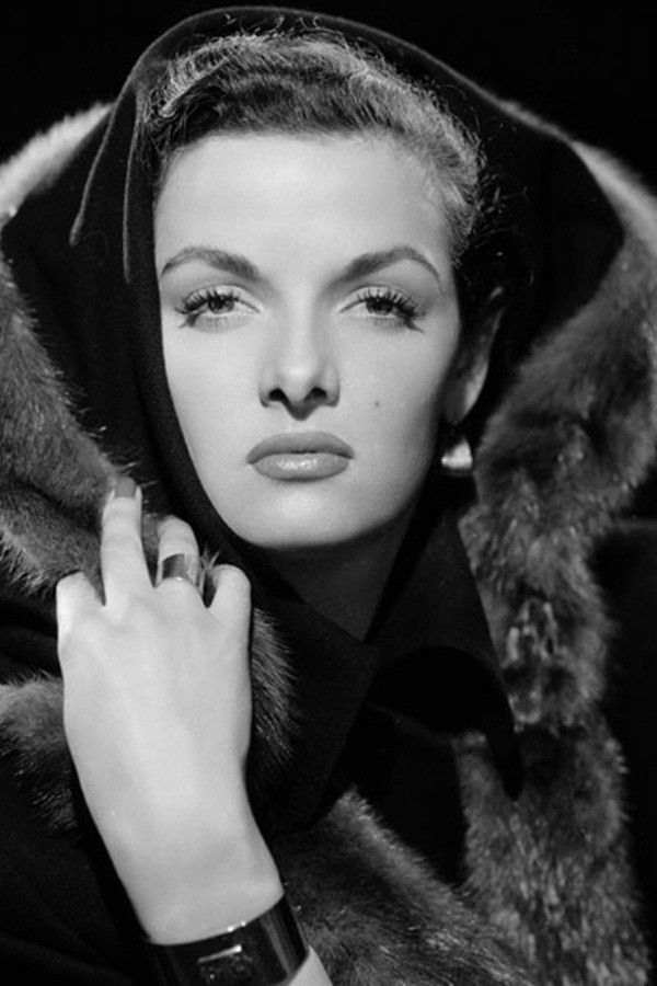 Những kiểu dáng lông mày "hot" nhất trong gần 100 năm qua ảnh 4