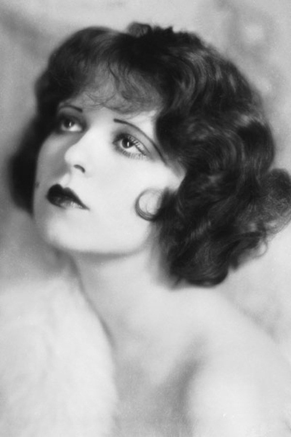 Những kiểu dáng lông mày "hot" nhất trong gần 100 năm qua ảnh 1