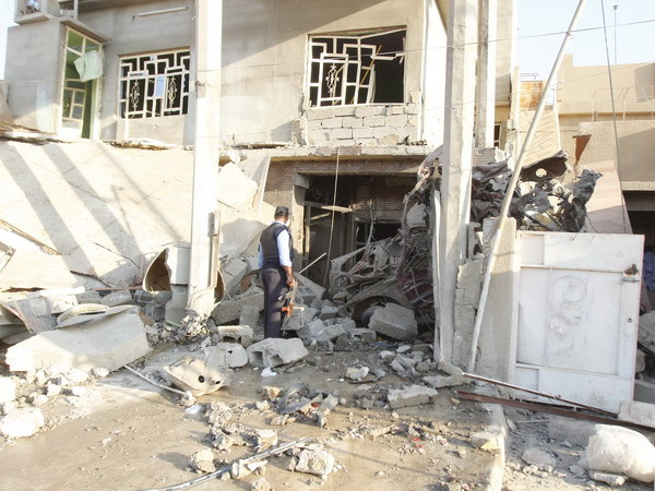 Đánh bom liên tiếp ở Iraq, hàng chục người thương vong ảnh 1