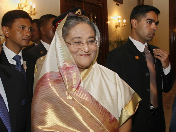 Bangladesh: Nội các lâm thời tuyên thệ nhậm chức ảnh 1