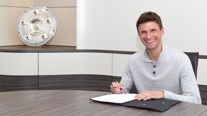 Phản ứng của Hasan về việc Bayern gia hạn hợp đồng với Mueller? ảnh 1