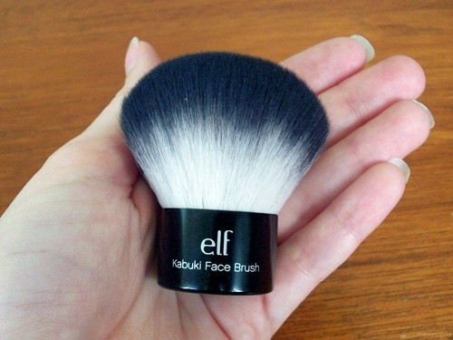 Tuyệt chiêu hóa phép son lì thành bóng và son bóng thành lì ảnh 2