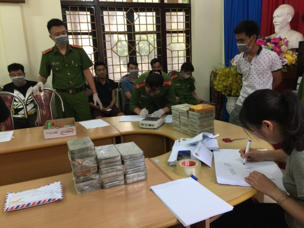 Cao Bằng triệt phá nhiều đường dây mua bán ma túy xuyên biên giới ảnh 1