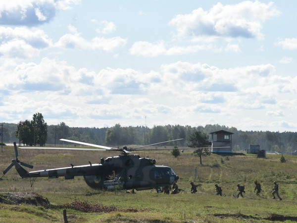 Quyết định cung cấp vũ khí sát thương cho Ukraine "nằm trong dự đoán" ảnh 1