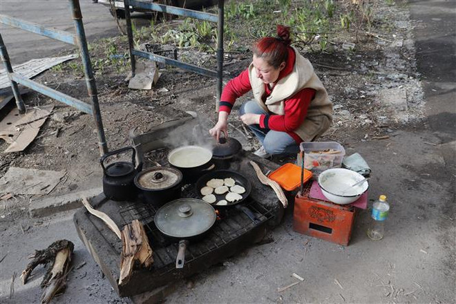 Ukraine tiếp tục sơ tán dân thường ra khỏi Mariupol ảnh 1