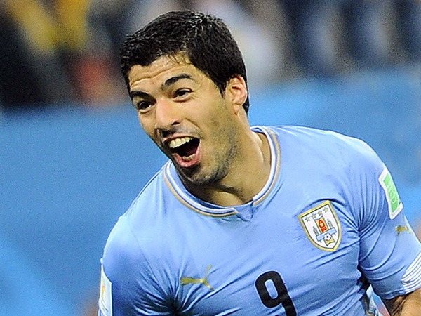 Luis Suarez chạy đà hoàn hảo cho "kinh điển" Real-Barcelona ảnh 1