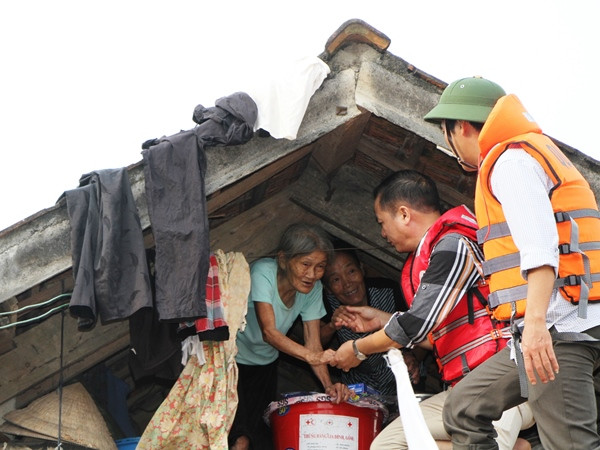 Đề xuất hỗ trợ khẩn cấp 2.000 tấn gạo cho người dân Quảng Bình ảnh 1