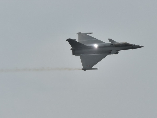 Pháp và Đức nhất trí phát triển hệ thống chiến đấu cơ châu Âu mới ảnh 1