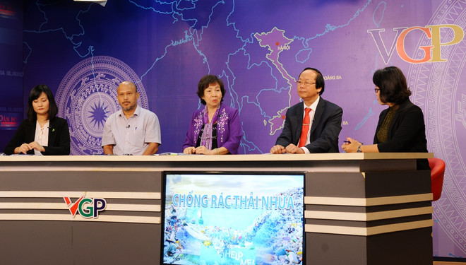 Chống rác thải nhựa: Cần áp thuế nylon cao đối với người tiêu dùng ảnh 1