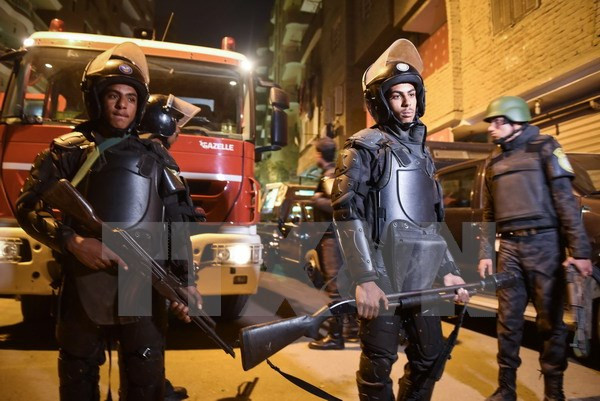 Ai Cập phá hủy nhiều phương tiện đưa vũ khí từ Libya vào nước này ảnh 1