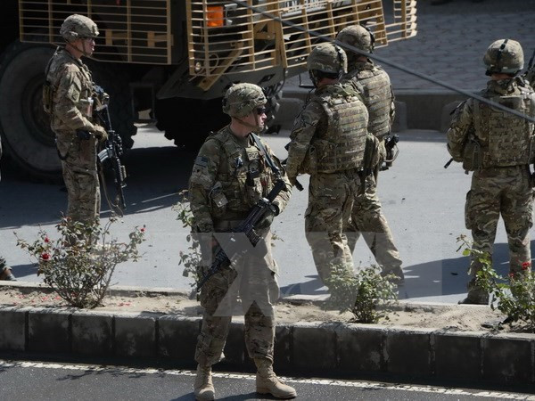 Mỹ, Anh và Jordan triển khai quân gần biên giới của Syria ảnh 1