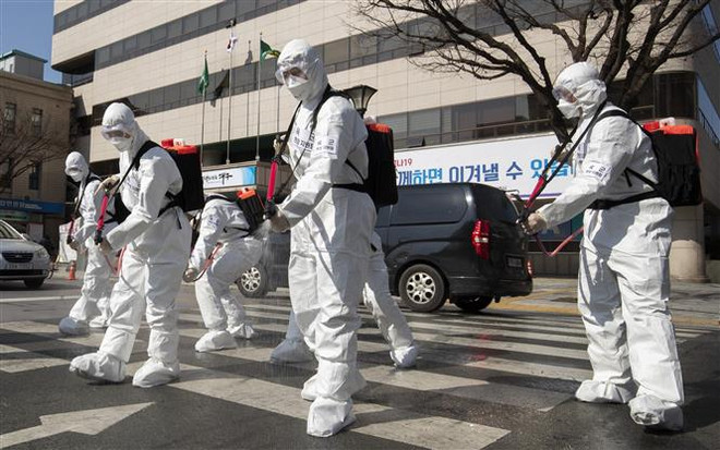 Hàn Quốc lên kế hoạch chi 25 tỷ USD "tuyên chiến" với dịch bệnh ảnh 1
