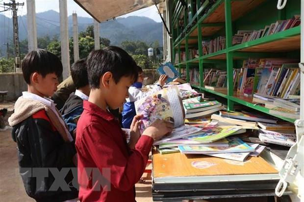 Phú Yên: Một gia đình nông dân lập thư viện tư nhân cho người dân ảnh 1